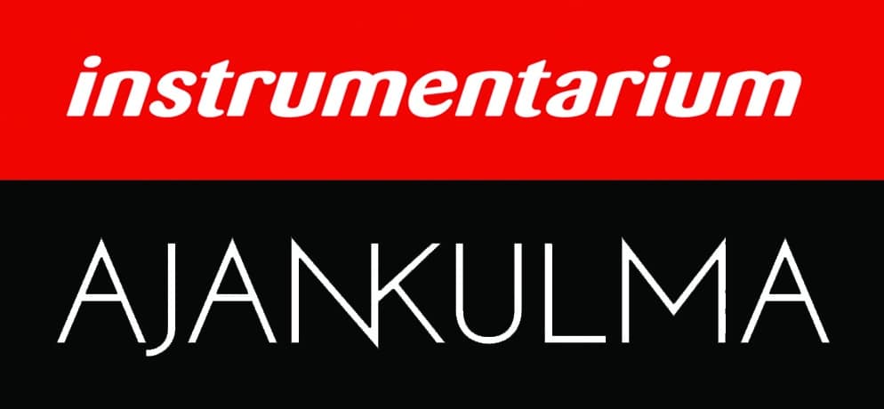 Mustalla ja punaisella pohjalla Ajankulma Oy:n sekä instrumentariumin logot.