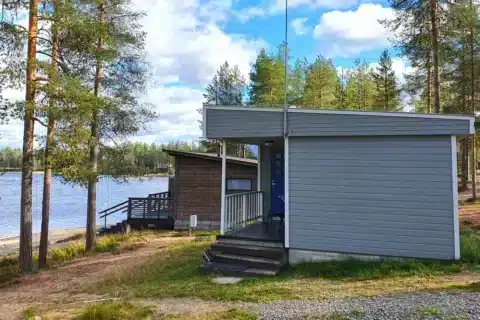 Hossan Lumo Mökki 4