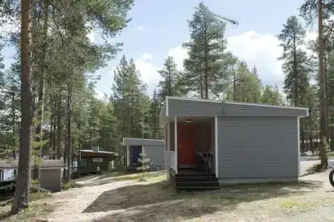 Hossan Lumo Mökki 6