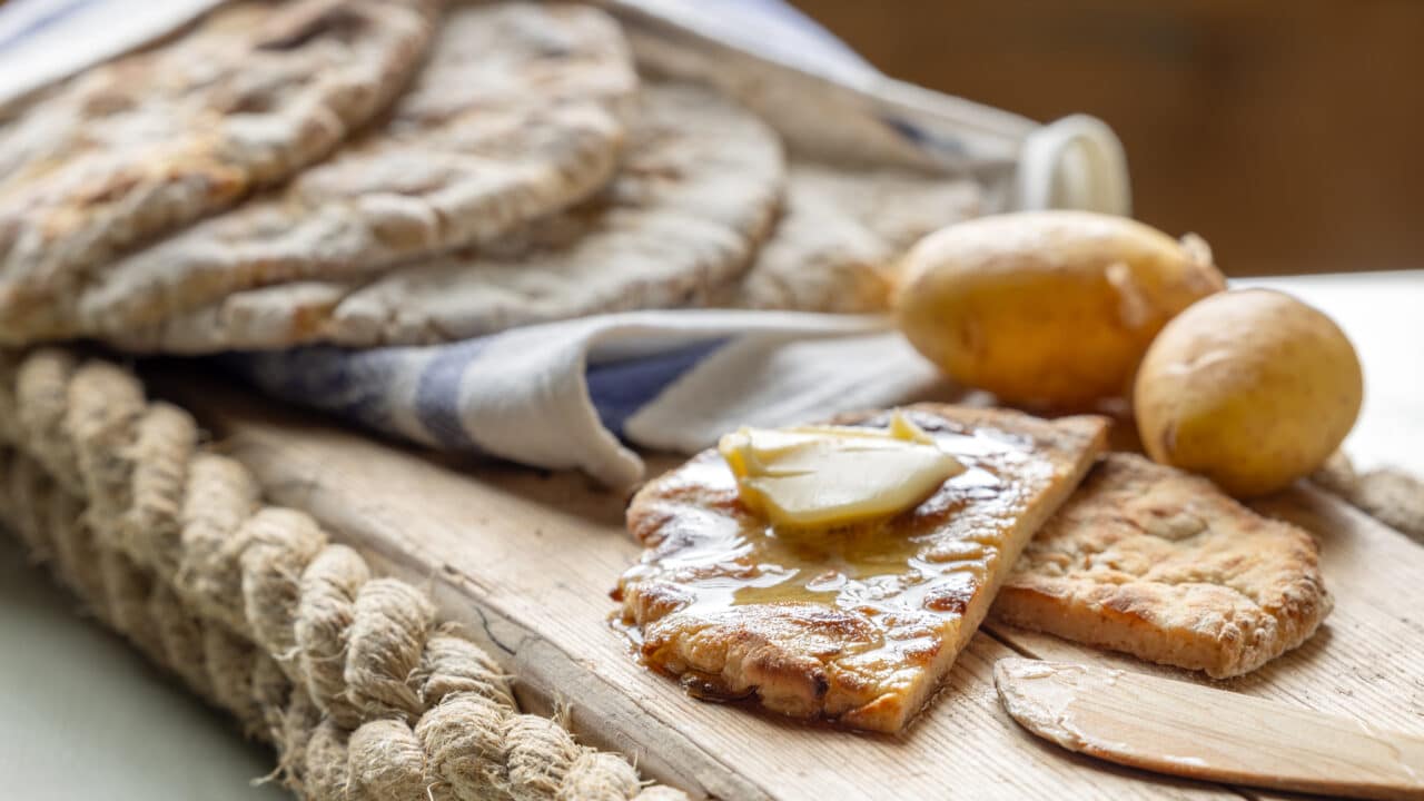 Valmista rieskaa voideltuna